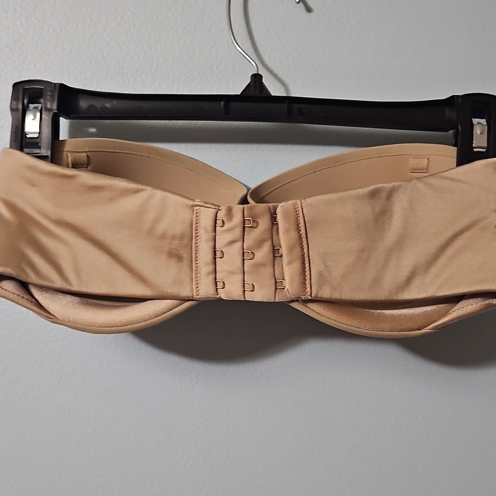 Warner's Seamless Strapless Padded Underwire Bra - Tan Size 34D - Picture 2 of 8